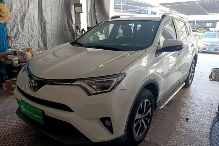 Used Toyota RAV4 2019 2.0L CVT Two-Wheel Drive Luxury Version China VI Standard Guazi used car, China used car export, Used car for sale, Used  cars, Cheapest cars for sale