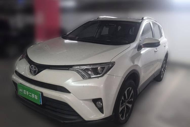 Used Toyota RAV4 2019 2.0L CVT Two-Wheel Drive Pioneer Edition China V Standard Guazi used car, China used car export, Used car for sale, Used cars, Cheapest cars for sale