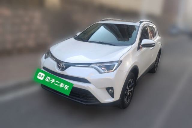 Used Toyota RAV4 2019 2.0L CVT Two-Wheel Drive Comfort Edition China VI Standard