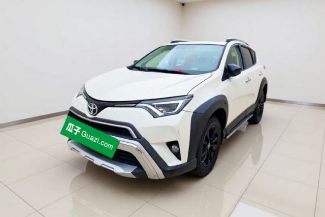 Used Toyota RAV4 2019 2.0L CVT Two-Wheel Drive Fashion X Limited Edition China V Standard