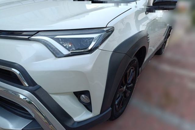 Used Toyota RAV4 2019 2.0L CVT Two-Wheel Drive Fashion X Limited Edition China VI Standard
