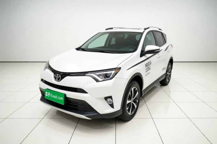 Used Toyota RAV4 2019 2.0L CVT Two-Wheel Drive ZhiShang Version China VI Standard Guazi used car, China used car export, Used car for sale, Used cars, Cheapest cars for sale