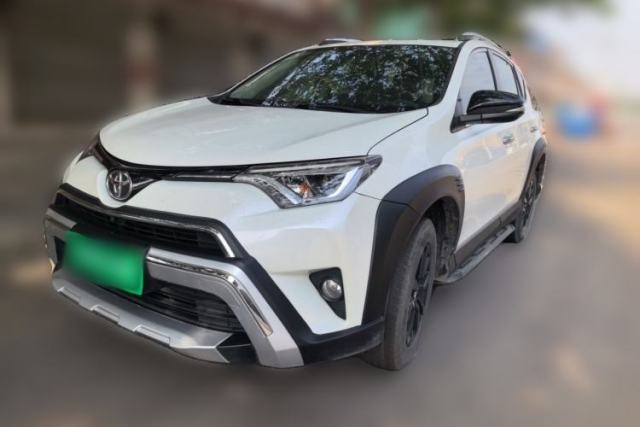 Used Toyota RAV4 2019 2.0L CVT Two-Wheel Drive Fashion X Limited Edition China VI Standard
