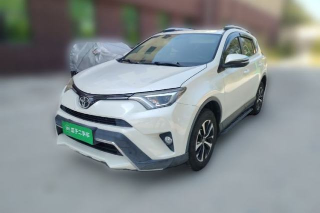 Używany Toyota RAV4 2019 2.0L CVT Two-Wheel Drive Pioneer Edition China VI Standard
