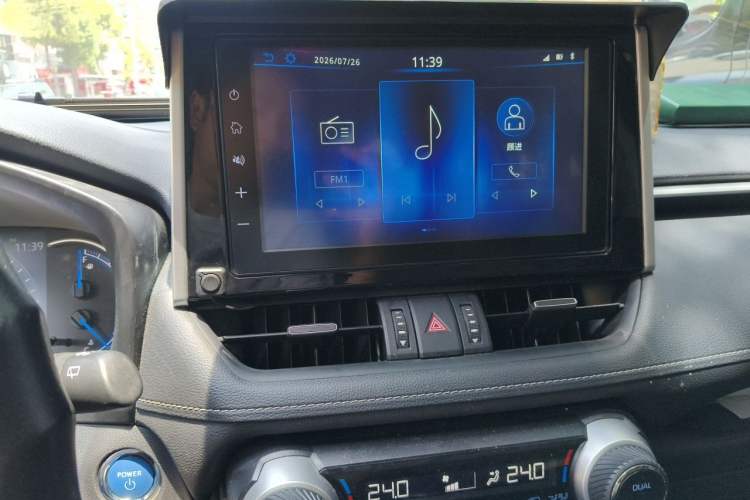 Used Toyota RAV4 2020 Dual-Engine 2.5L E-CVT 4x4 Elite PLUS Edition Audio And AC Panel