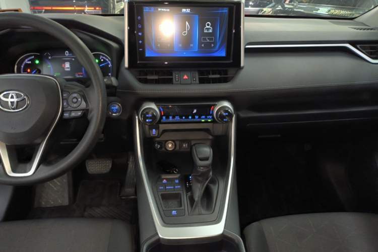 Used Toyota RAV4 2020 Dual-Engine 2.5L E-CVT Two-Wheel Drive Elite Edition Audio And AC Panel