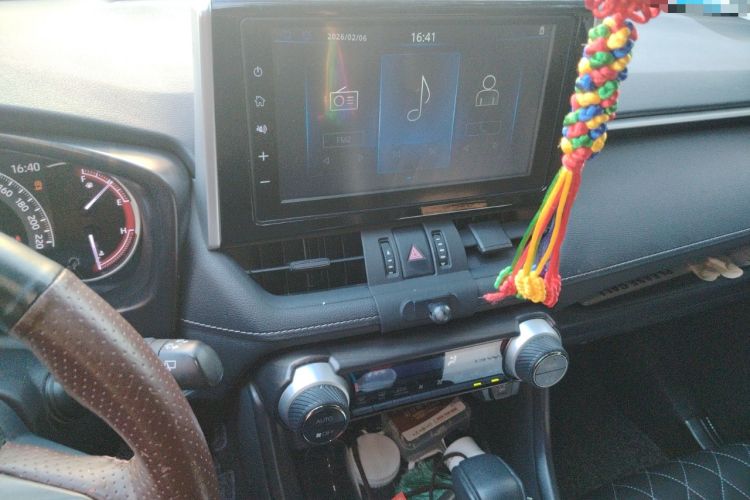 Used Toyota RAV4 2020 2.0L CVT Two-Wheel Drive Fashion Edition Audio And AC Panel