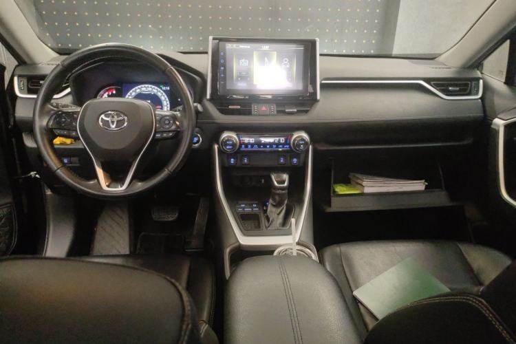 Used Toyota RAV4 2020 2.0L CVT Two-Wheel Drive Fashion PLUS Edition Center Console