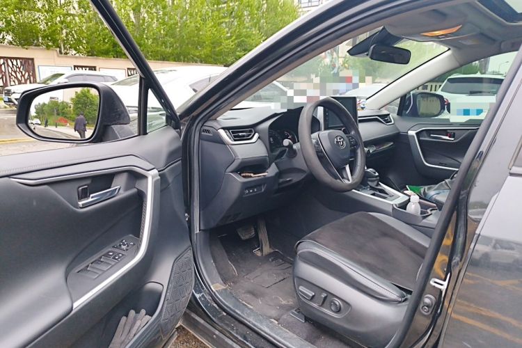 Used Toyota RAV4 2020 2.0L CVT Two-Wheel Drive Fashion PLUS Edition Driver Seat