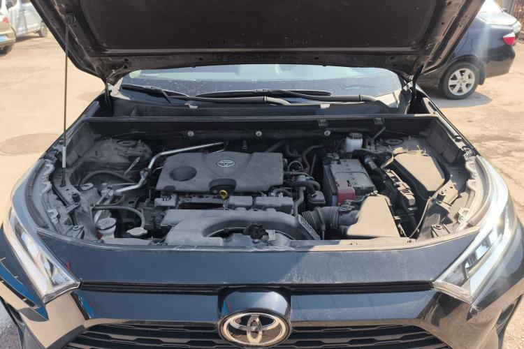 Used Toyota RAV4 2020 2.0L CVT Two-Wheel Drive Fashion Edition Engine Bay