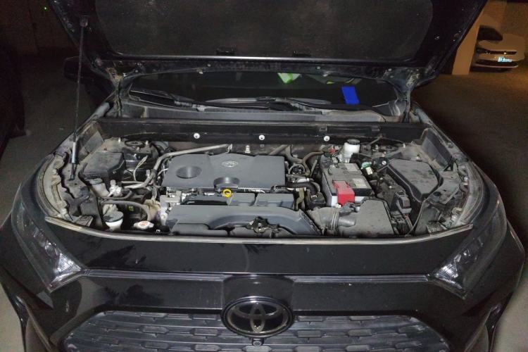 Used Toyota RAV4 2020 2.0L CVT Two-Wheel Drive Fashion PLUS Edition Engine Bay