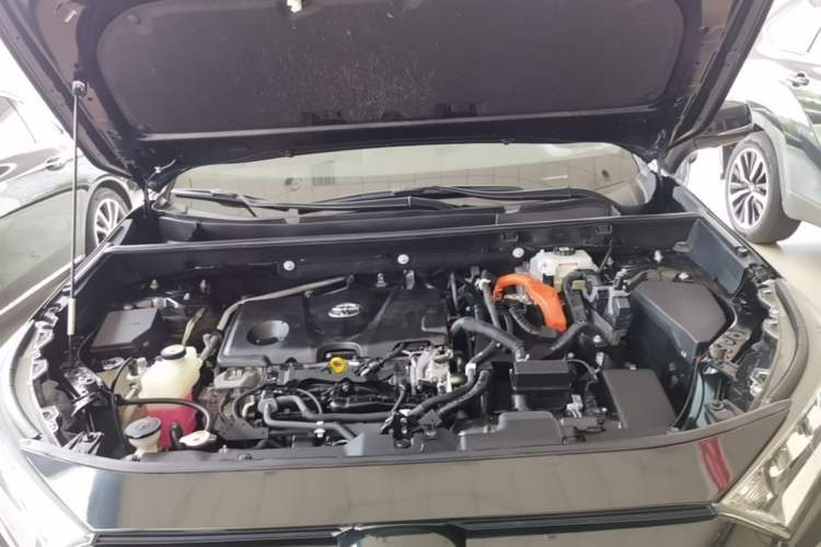 Used Toyota RAV4 2020 Dual-Engine 2.5L E-CVT 4x4 Elite PLUS Edition Engine Bay