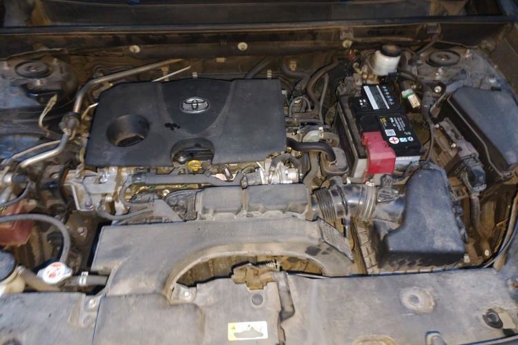Used Toyota RAV4 2020 2.0L CVT Two-Wheel Drive Fashion Edition Engine Bay