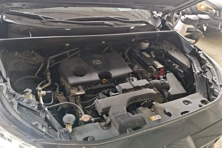 Used Toyota RAV4 2020 2.0L CVT Two-Wheel Drive Fashion Edition Engine Bay