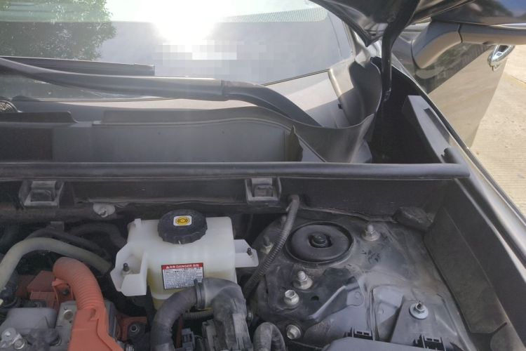 Used Toyota RAV4 2020 Dual-Engine 2.5L E-CVT 4x4 Elite PLUS Edition Engine Bay Left