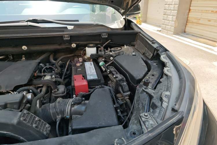 Used Toyota RAV4 2020 2.0L CVT Two-Wheel Drive Fashion Edition Engine Bay Left