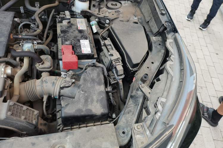 Used Toyota RAV4 2020 2.0L CVT Two-Wheel Drive Fashion Edition Engine Bay Left