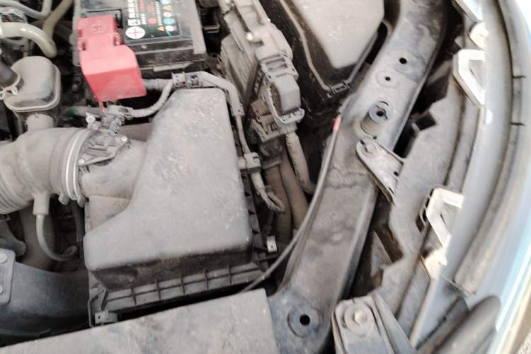 Used Toyota RAV4 2020 2.0L CVT Two-Wheel Drive Fashion Edition Engine Bay Left