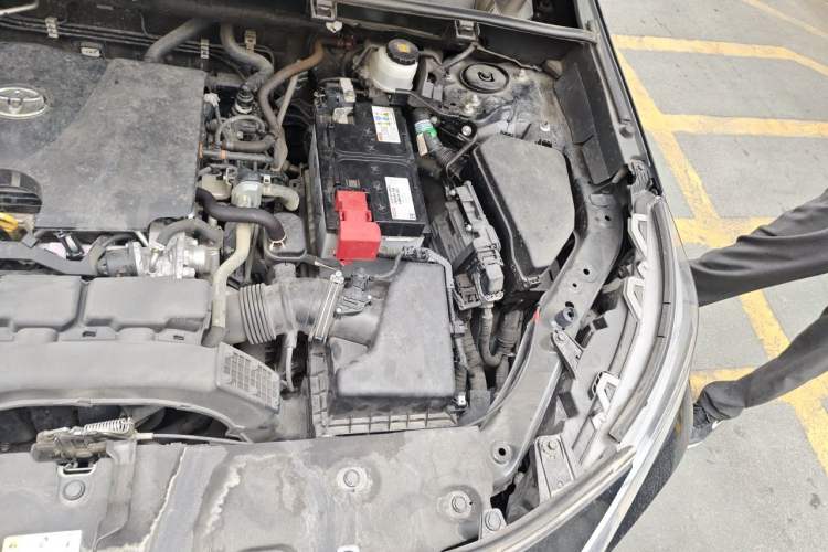 Used Toyota RAV4 2020 2.0L CVT Two-Wheel Drive Fashion Edition Engine Bay Left