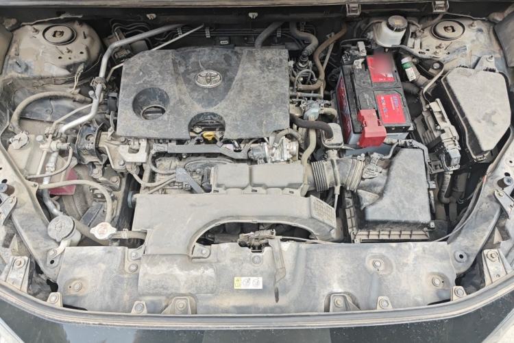 Used Toyota RAV4 2020 2.0L CVT Two-Wheel Drive Fashion Edition Engine Bay