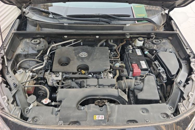 Used Toyota RAV4 2020 2.0L CVT Two-Wheel Drive Fashion Edition Engine Bay