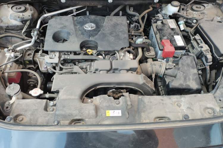 Used Toyota RAV4 2020 2.0L CVT Two-Wheel Drive Fashion Edition Engine Bay