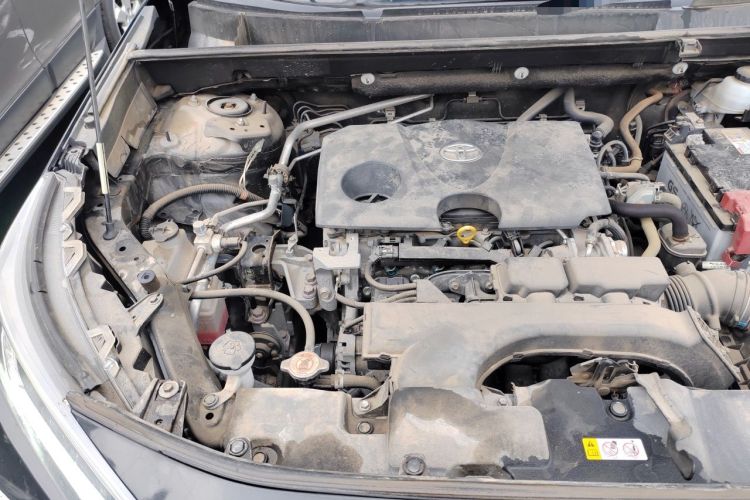 Used Toyota RAV4 2020 2.0L CVT Two-Wheel Drive Fashion Edition Engine Bay Right