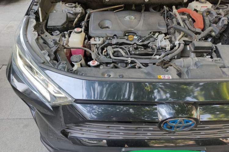 Used Toyota RAV4 2020 Dual-Motor 2.5L E-CVT Four-Wheel Drive Flagship Edition Engine Bay Right