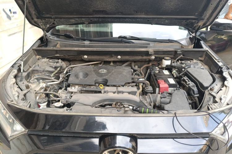 Used Toyota RAV4 2020 2.0L CVT Two-Wheel Drive Fashion Edition Engine Bay