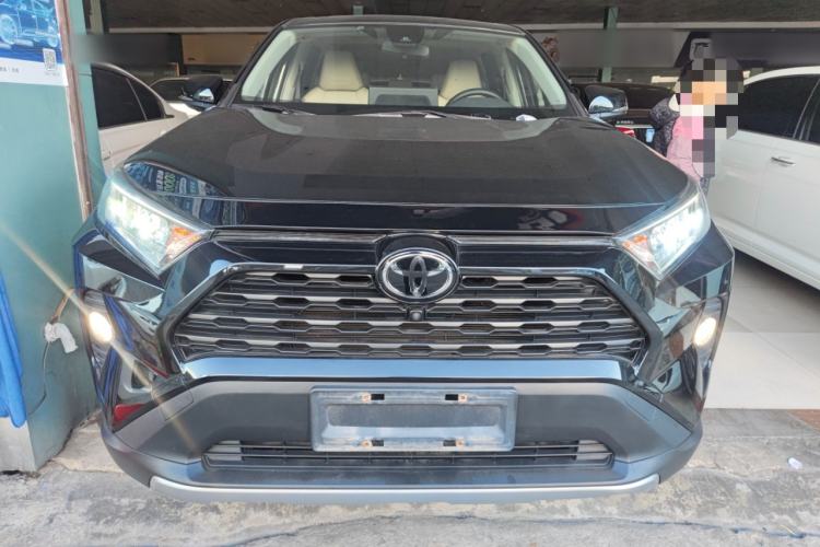 Used Toyota RAV4 2020 2.0L CVT Two-Wheel Drive Fashion PLUS Edition Exterior 1