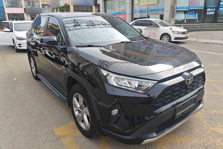 Used Toyota RAV4 2020 2.0L CVT Two-Wheel Drive Fashion PLUS Edition Exterior 1