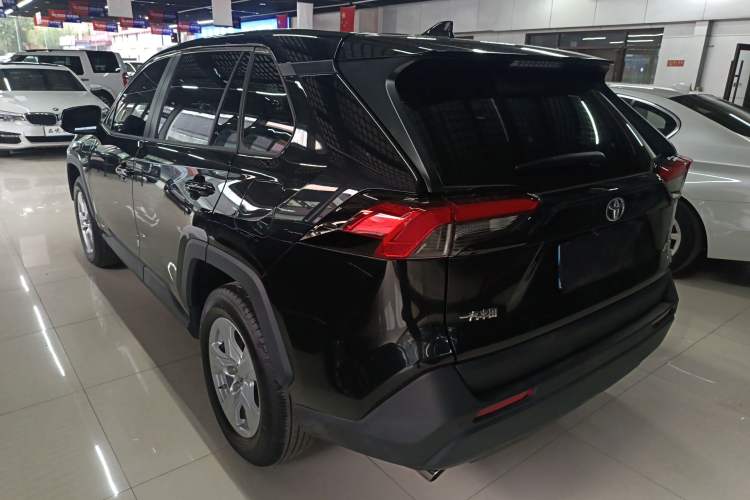 Used Toyota RAV4 2020 2.0L CVT Two-Wheel Drive Urban Edition Exterior 2
