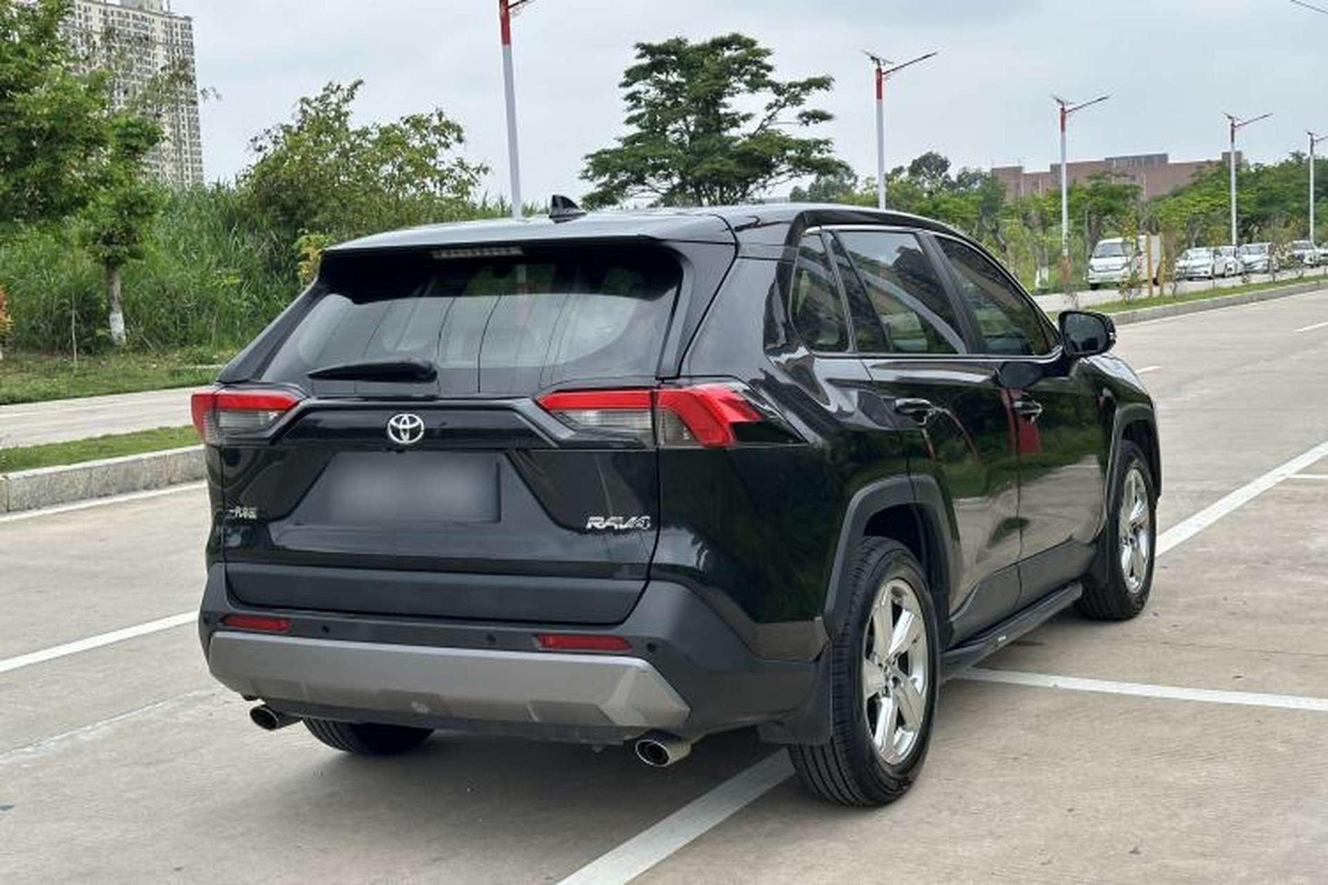 Used Toyota RAV4 2020 2.0L CVT Two-Wheel Drive Fashion Edition Exterior 3