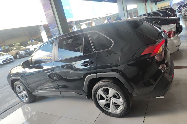 Used Toyota RAV4 2020 2.0L CVT Two-Wheel Drive Fashion PLUS Edition Exterior 3