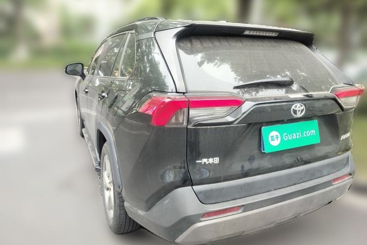 Used Toyota RAV4 2020 2.0L CVT Two-Wheel Drive Fashion Edition Exterior 3