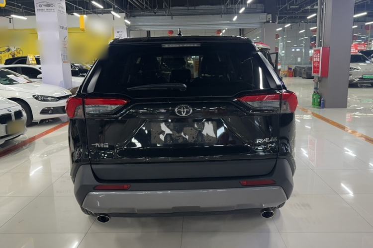 Used Toyota RAV4 2020 2.0L CVT Two-Wheel Drive Fashion Edition Exterior 4
