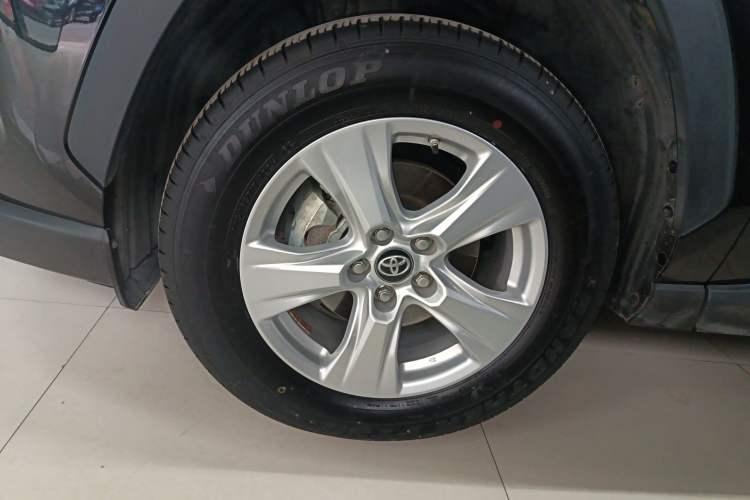 Used Toyota RAV4 2020 2.0L CVT Two-Wheel Drive Urban Edition Exterior 4