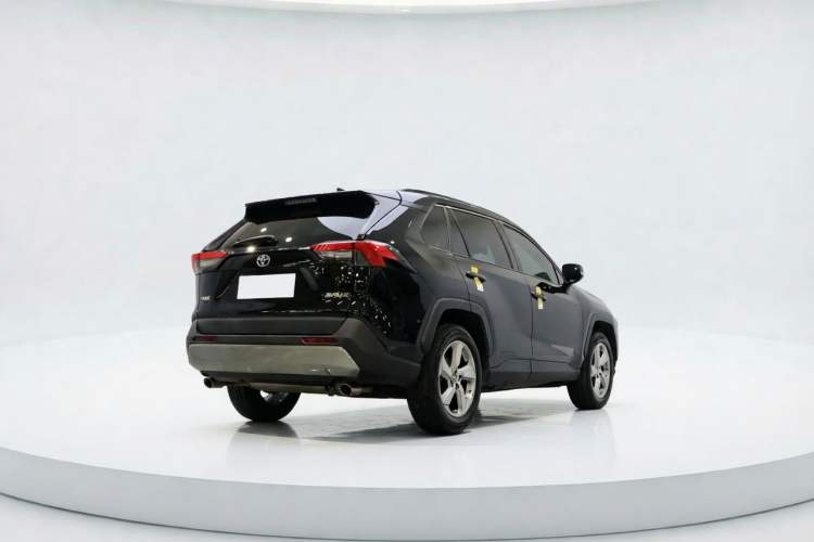 Used Toyota RAV4 2020 2.0L CVT Two-Wheel Drive Fashion PLUS Edition Exterior 4