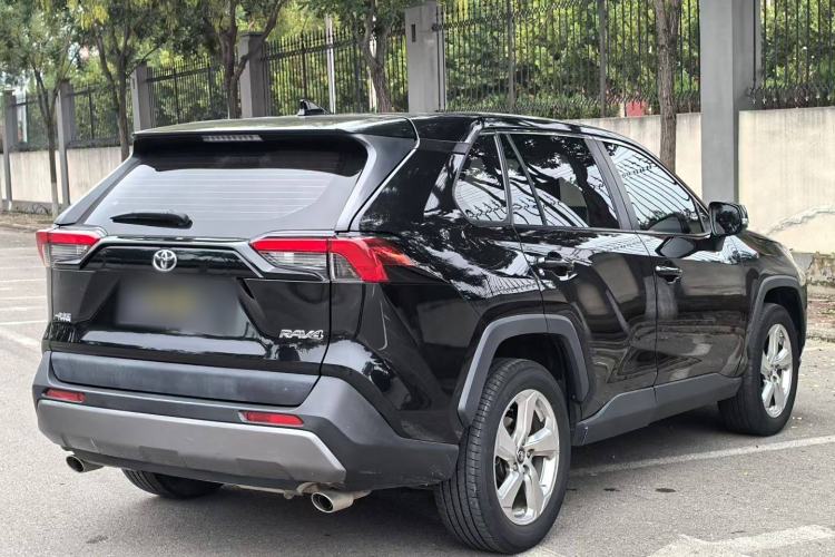 Used Toyota RAV4 2020 2.0L CVT Two-Wheel Drive Fashion Edition Exterior 5