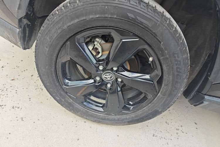 Used Toyota RAV4 2020 Dual-Engine 2.5L E-CVT 4x4 Elite PLUS Edition Exterior 5