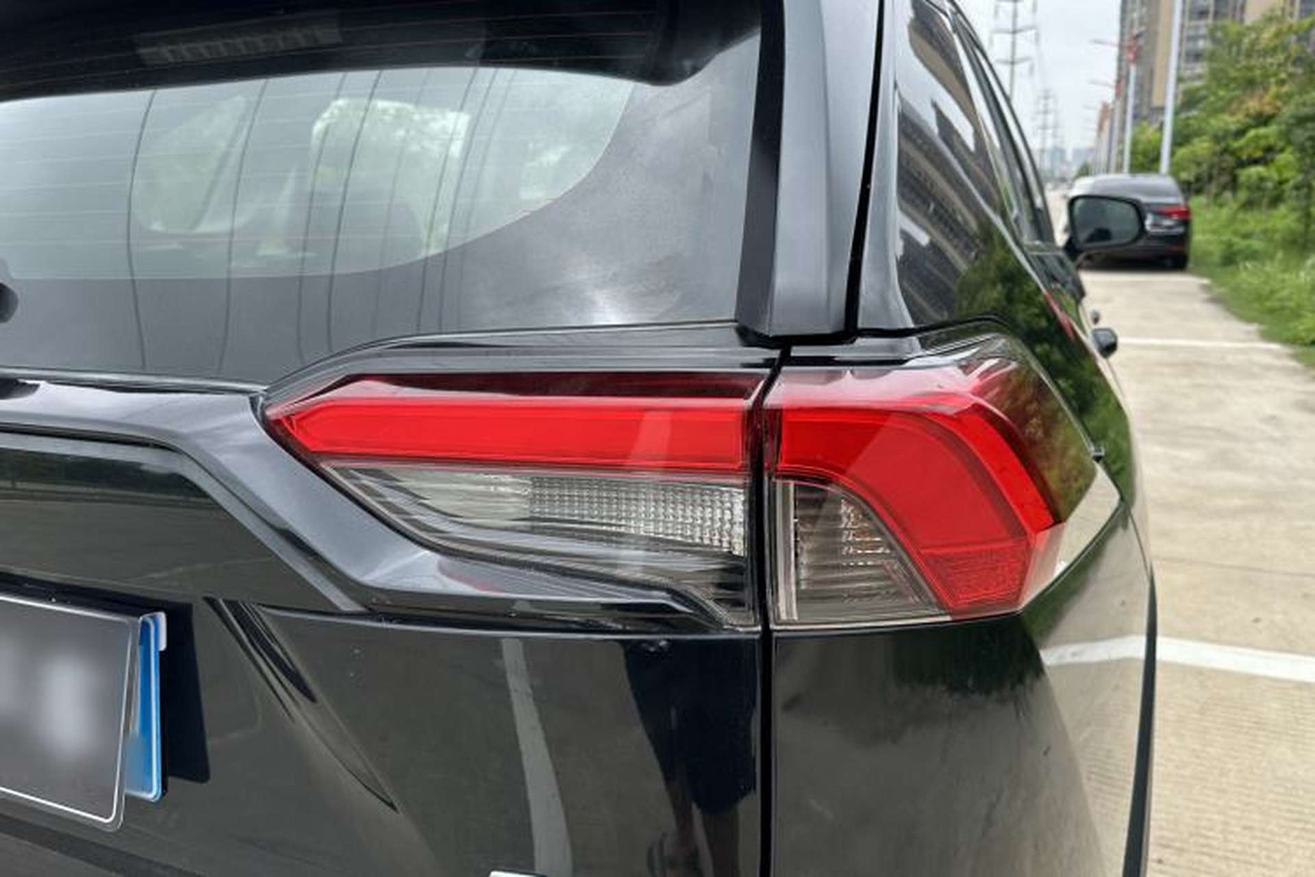 Used Toyota RAV4 2020 2.0L CVT Two-Wheel Drive Fashion Edition Exterior 6