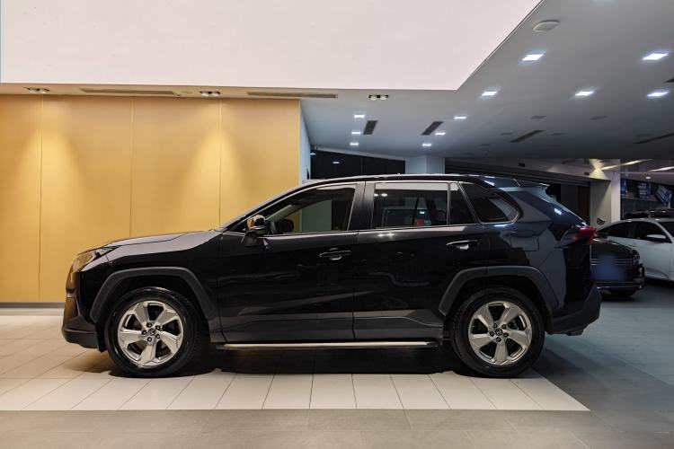 Used Toyota RAV4 2020 2.0L CVT Two-Wheel Drive Fashion Edition Exterior 7
