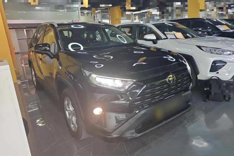 Used Toyota RAV4 2020 2.0L CVT Two-Wheel Drive Urban Edition Front Right 45 Deg