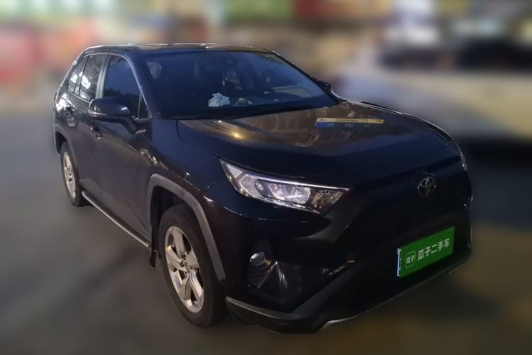 Used Toyota RAV4 2020 2.0L CVT 4x4 Trend Edition Front Right 45 Deg