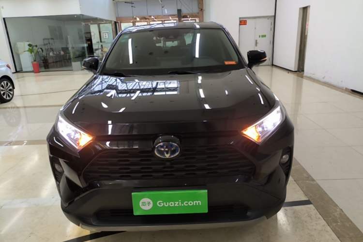 Used Toyota RAV4 2020 Dual-Engine 2.5L E-CVT Two-Wheel Drive Elite Edition Front