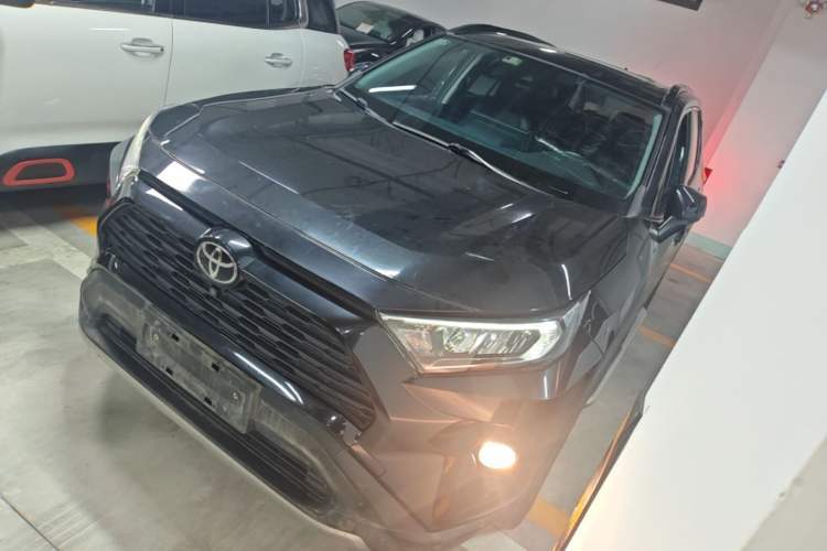 Used Toyota RAV4 2020 2.0L CVT Two-Wheel Drive Fashion Edition Guazi used car, China used car export, Used car for sale, Used cars, Cheapest cars for sale