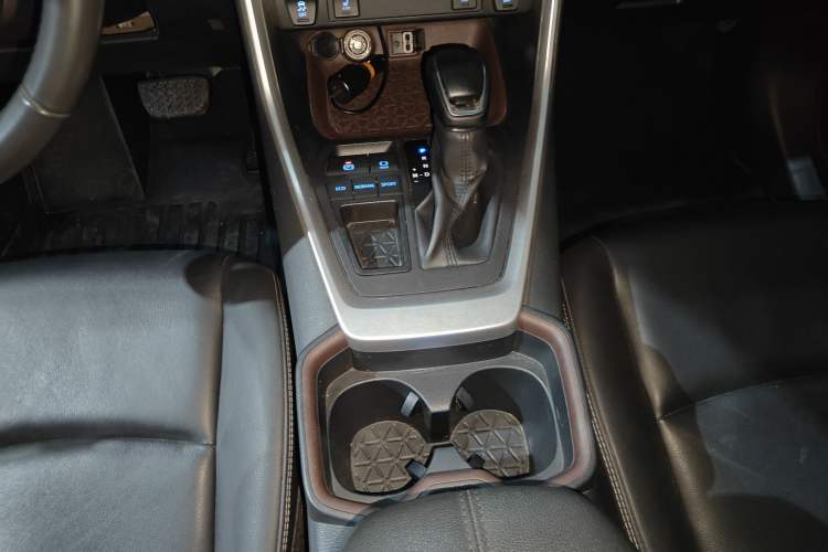 Used Toyota RAV4 2020 2.0L CVT Two-Wheel Drive Prestige Edition Gear Lever