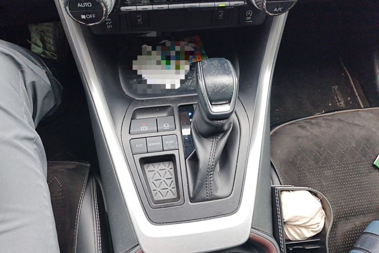 Used Toyota RAV4 2020 2.0L CVT Two-Wheel Drive Fashion PLUS Edition Gear Lever