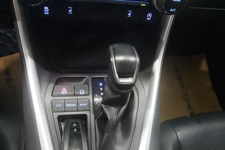 Used Toyota RAV4 2020 2.0L CVT Two-Wheel Drive Fashion PLUS Edition Gear Lever