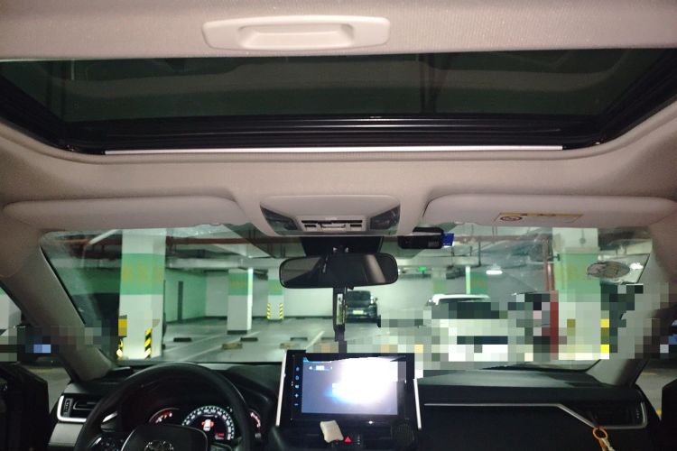 Used Toyota RAV4 2020 2.0L CVT Two-Wheel Drive Fashion Edition Headliner